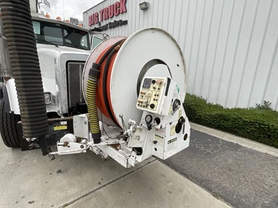 Used 2011 PETERBILT 365 Vacuum Truck California US | Big Truck & Equipment #1412262