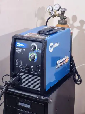 Miller Millermatic 180 Amp Auto Set Mig Welder