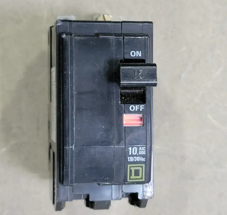Used SQUARE D QOB215 Switchgears British Columbia CA | Lenmark #242159