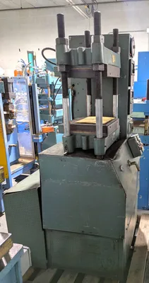 USED WABASH WABASH 50-1521M PRESS