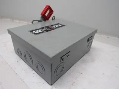 General Electric THN3361 Model 7 600V 30A  Non-Fusible Disconnect Safety Switch