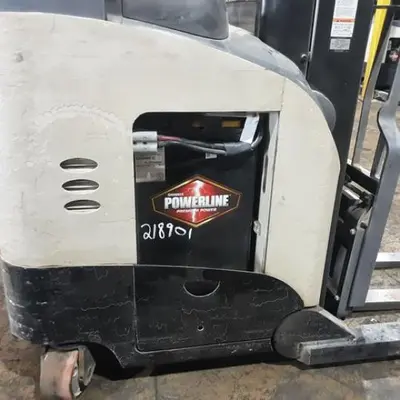 USED 2019 CROWN RR5725-45