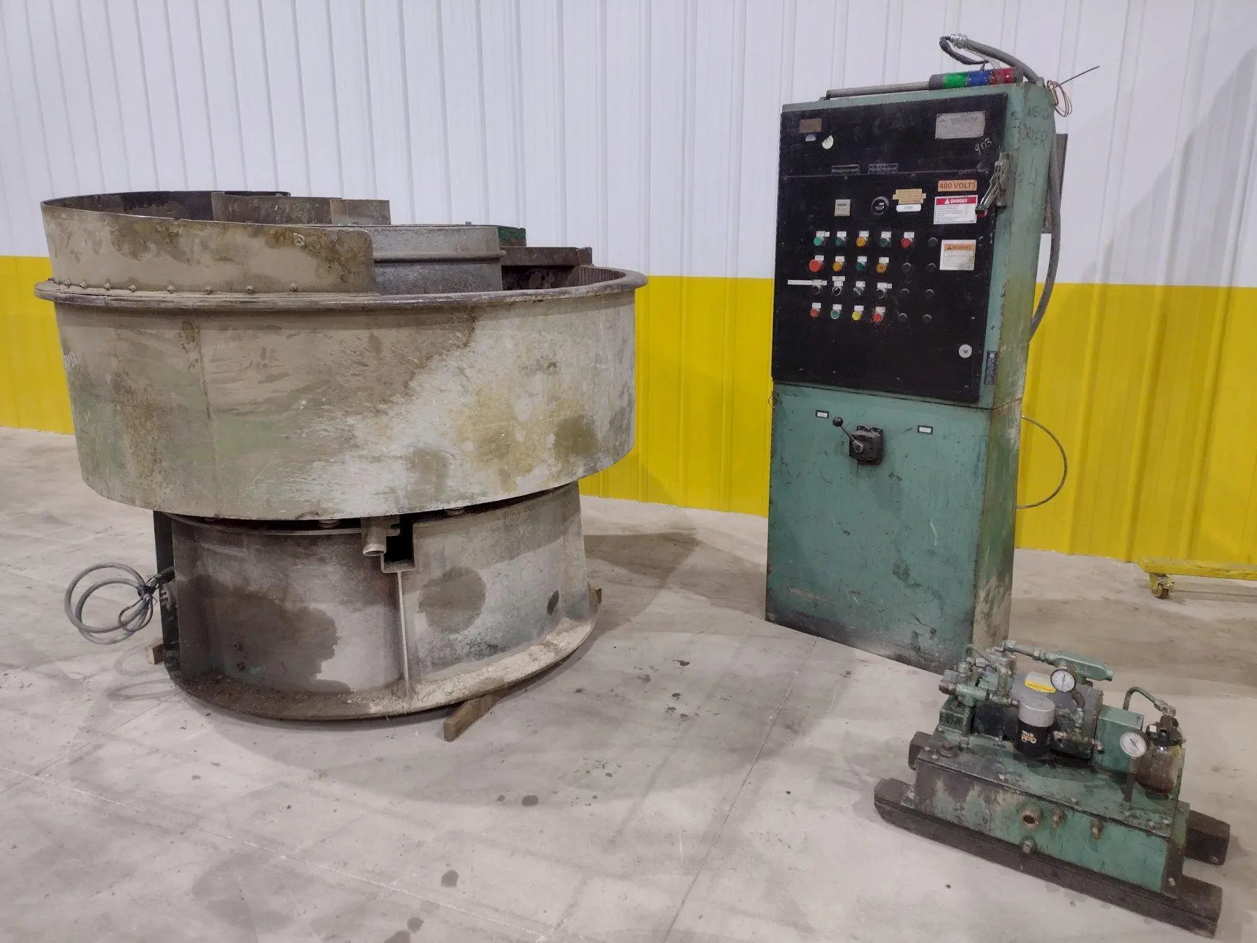 USED SWECO FMD-24LR