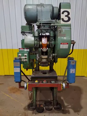USED L&J 22