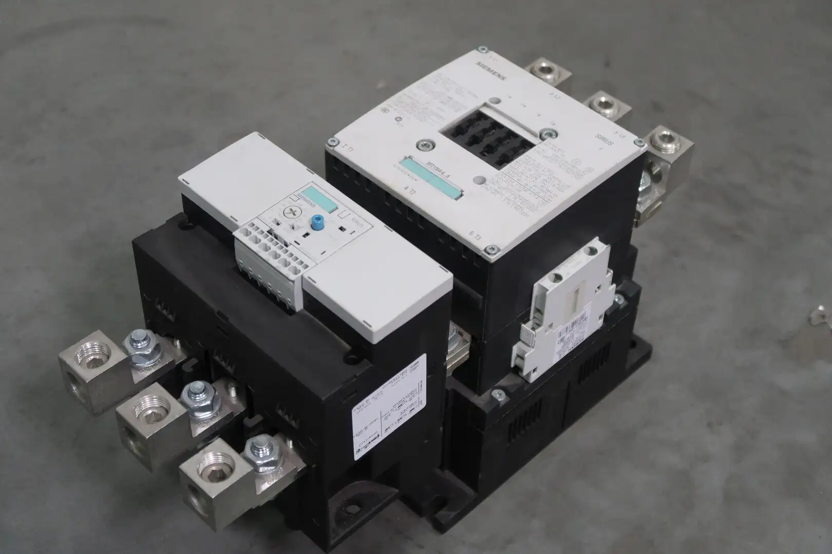 USED SIEMENS 3RT1064-6...6