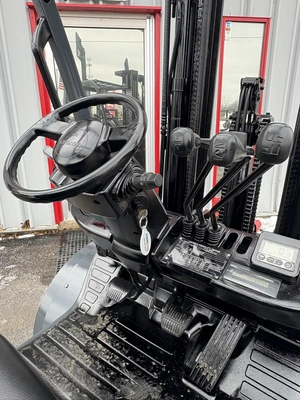 USED 2020 TOYOTA 8FGU25