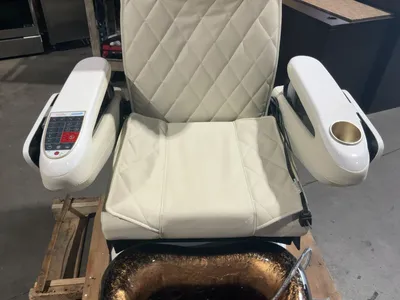Used GULFSTREAM 9660-5 PEDICURE MASSAGE CHAIR Salon & Spa (Misc) Michigan US | Miedema Asset Management Group #1455041