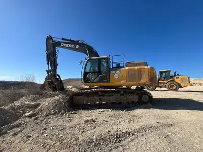 USED 2020 JOHN DEERE 300G LC