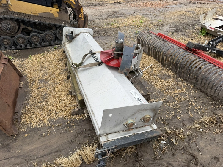 Used _UNKNOWN_ _UNKNOWN_ Broadcast Spreaders Minnesota US | Miedema Asset Management Group #1444302