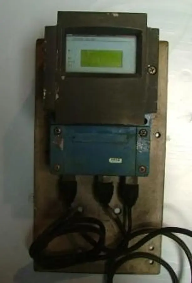 QTY. 1. ENDRESS AND HAUSER PROCOM D2L 363 ORDER CO...