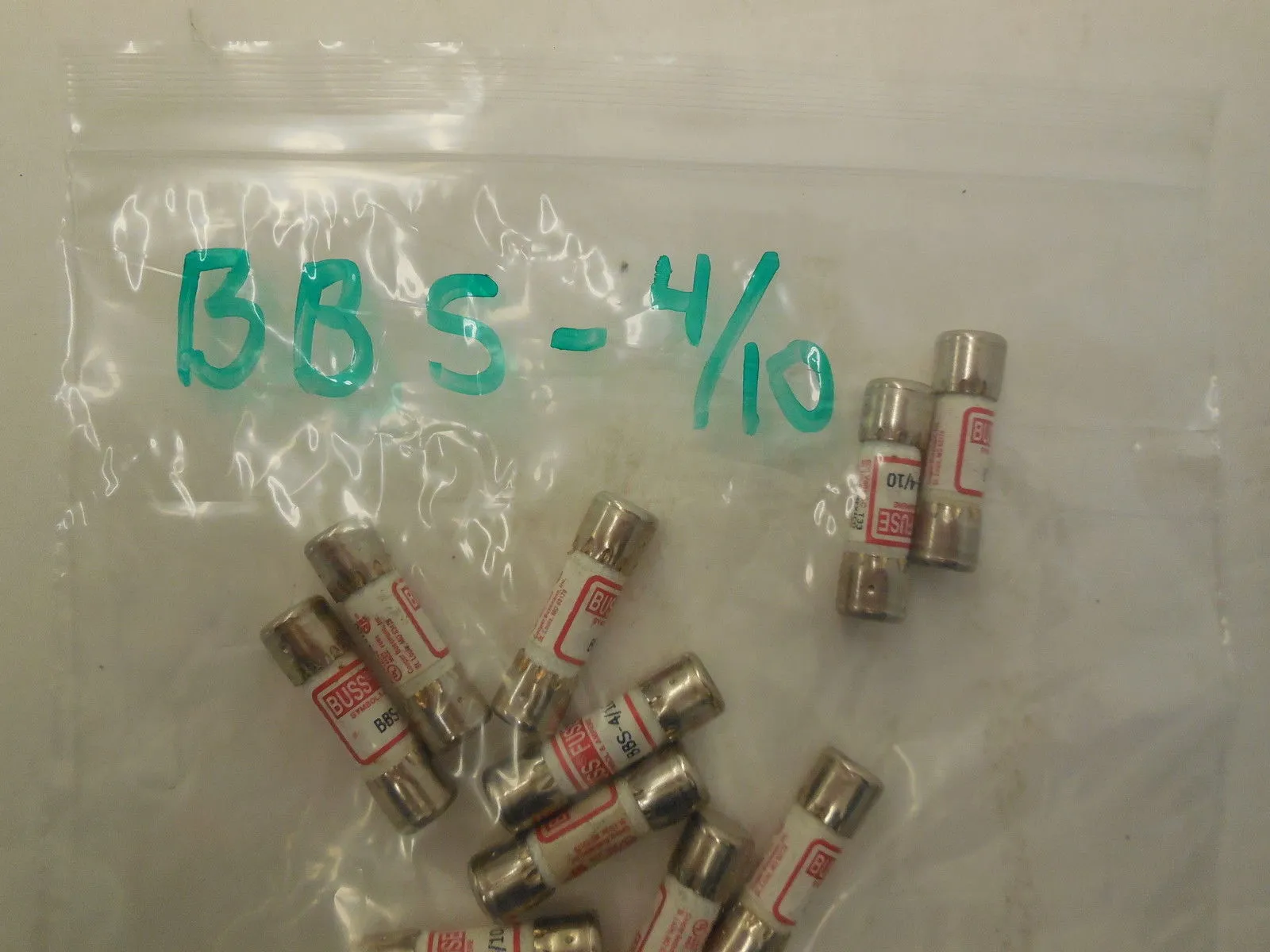 10 NEW FUSETRON BBS-4/10 FUSES BBS410