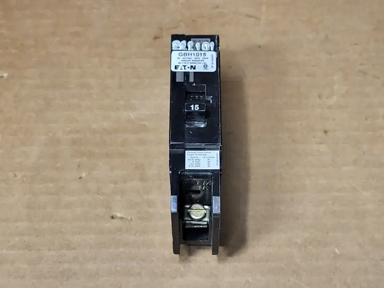 Used EATON GBH1015 Switchgears British Columbia CA | Lenmark #1438638