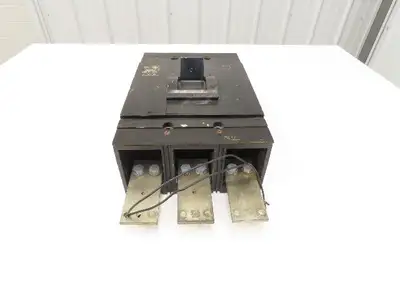 Square D MAP360008MT1021 Circuit Breaker 800A 3 Pole 600VAC Shunt Trip