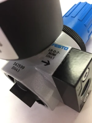 FESTO P1 MAX: 16BAR 240PSI/1,6MPa&FESTO 525725 Gauge *NEW*No Box