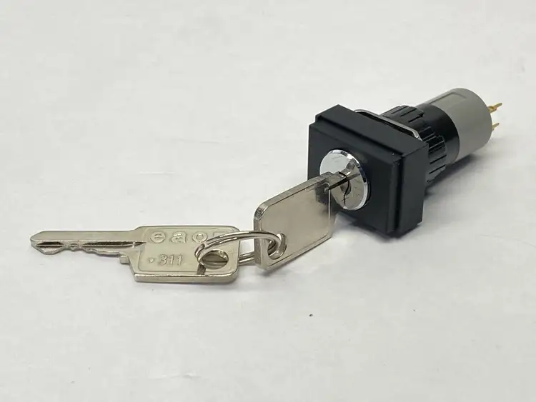 Used EAON _UNKNOWN_ Relays & Switches | Maverick Industrial Sales #1108517