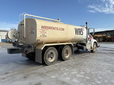 USED 2017 Kenworth T370