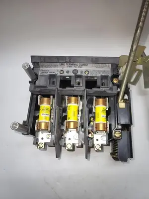 Used ALLEN-BRADLEY ALLEN BRADLEY 1494V-DS30 30A DISCONNECT SWITCH Disconnects | ND Industrial Surplus #1211403