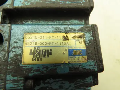 MAC 6521B-211-PM-111DA Pneumatic Double Solenoid Valve 4/2-Pos 120V w/Sub-Base