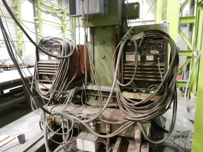 USED DOUBLE HEAD LINCOLN WELDING DERRICK 30 000 MM LENGTH