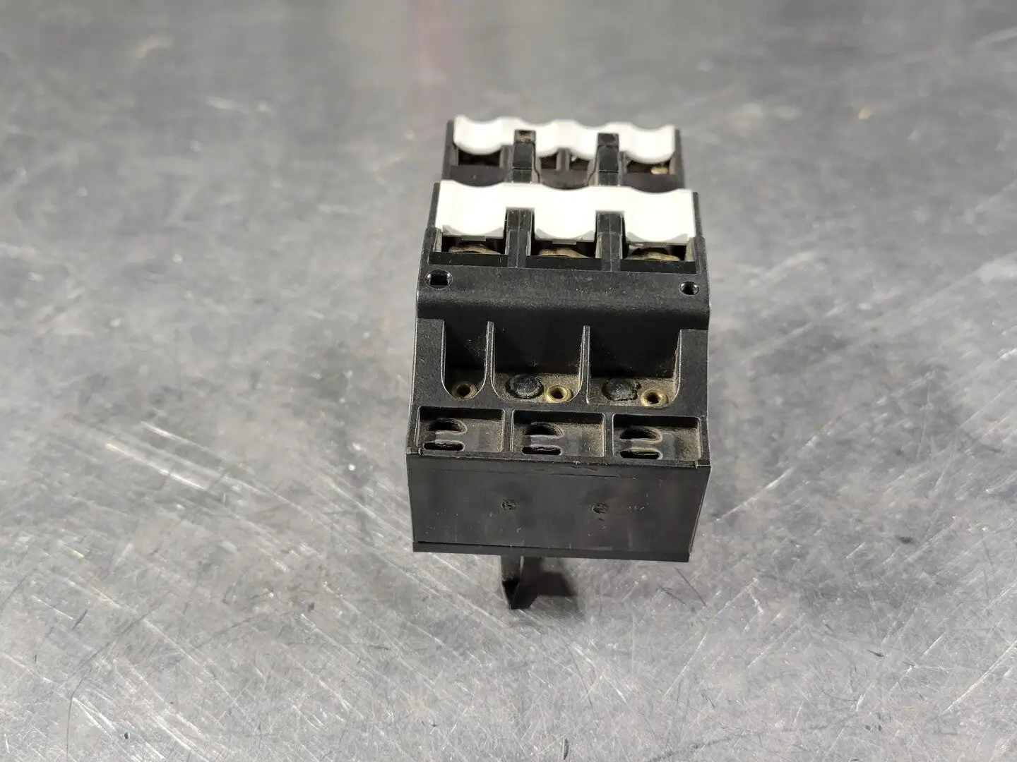 NEW MOELLER Z00-4