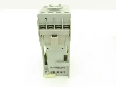 Allen Bradley 100-C09D-10 Motor Starter Contactor 7.5Hp 600V 24VDC Coil Lot of 7
