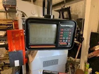 1993 ACCURPRESS 76010 Press Brakes | Lion Machinery (9)