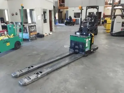 USED 2023 YALE MPE060