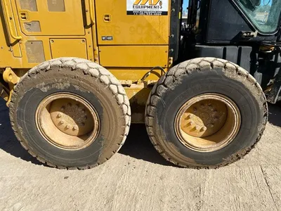 2011 Caterpillar 140M2