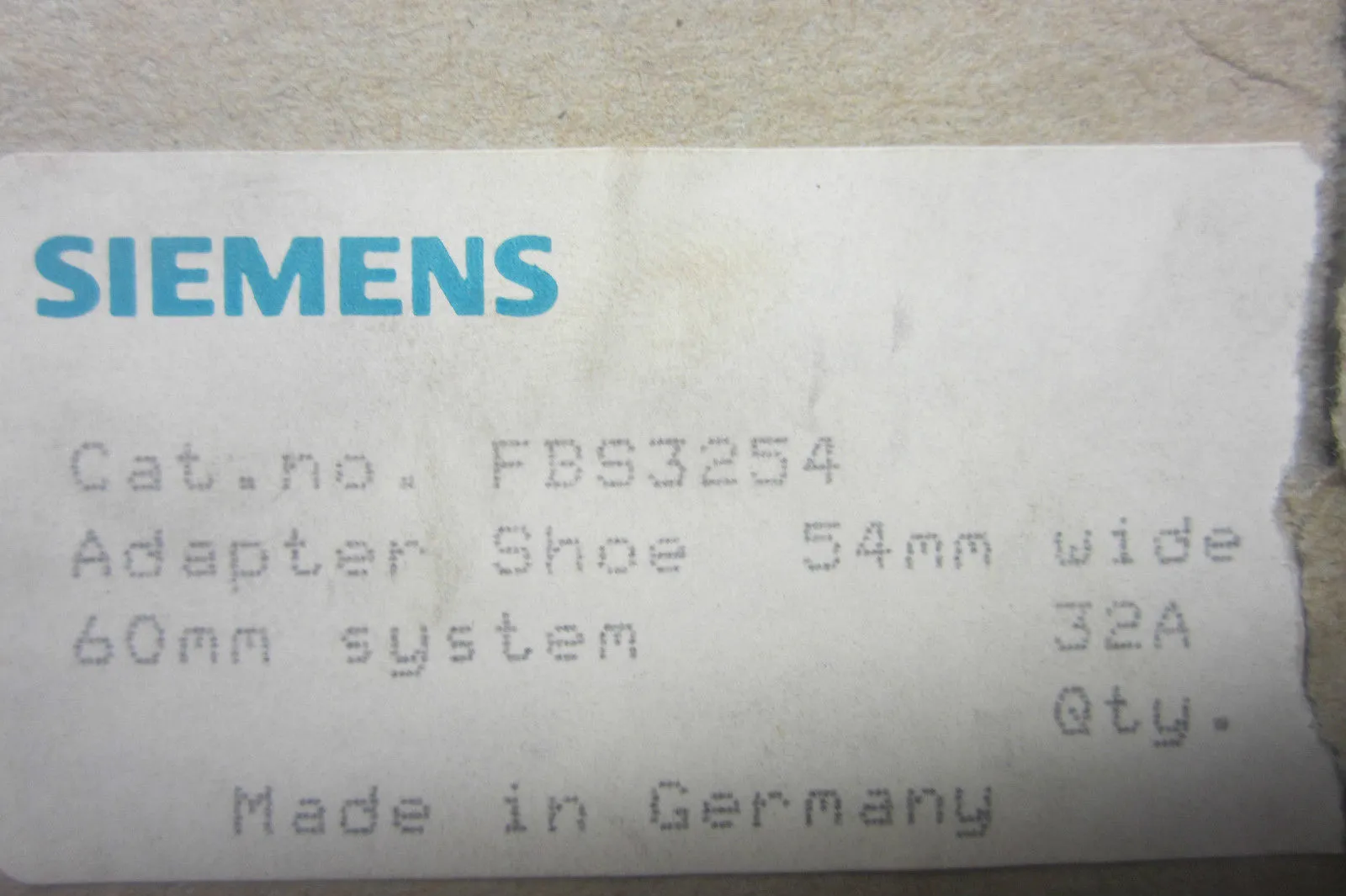 NEW SIEMENS FBS3254 ADAPTER SHOE
