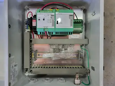 USED PHOENIX CONTACT RAD-SYS-NEMA4X-900