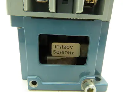 ABB Asea EFLG30-G20R Motor Starter Contactor 30A 240/500V AC/DC 15Hp 120V Coil
