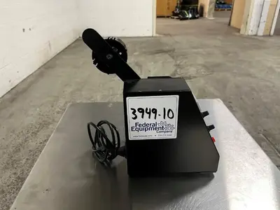 Label Dispenser/roll Labeler