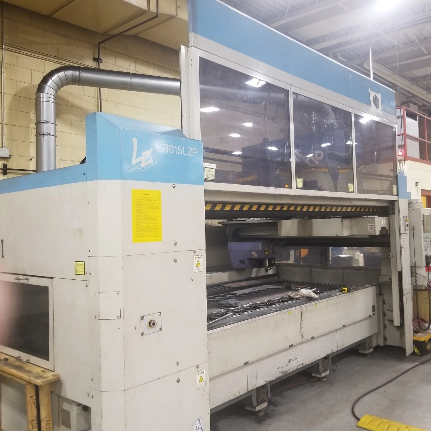 USED 2001 MITSUBISHI 3015-LZP