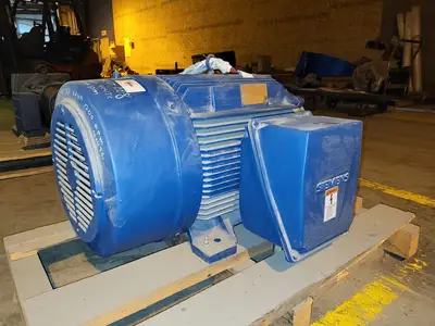 NEW SIEMENS 1LA04046SE51B