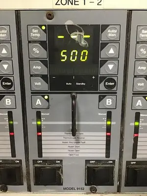 USED HUSKY 9152
