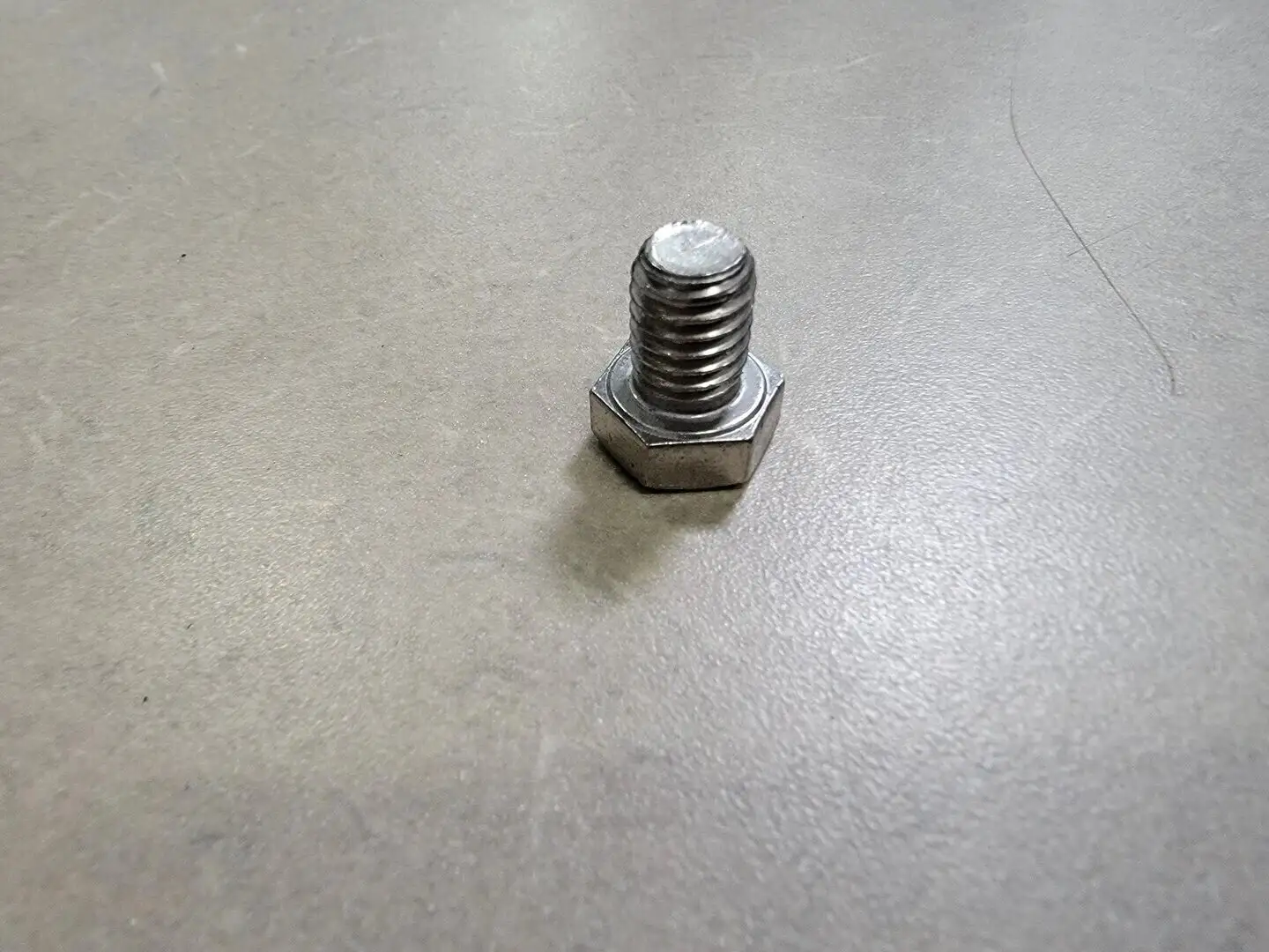 THE 3/8" x 1/2" F593C Stainless Steel Hex Bolt (Bag of 255)