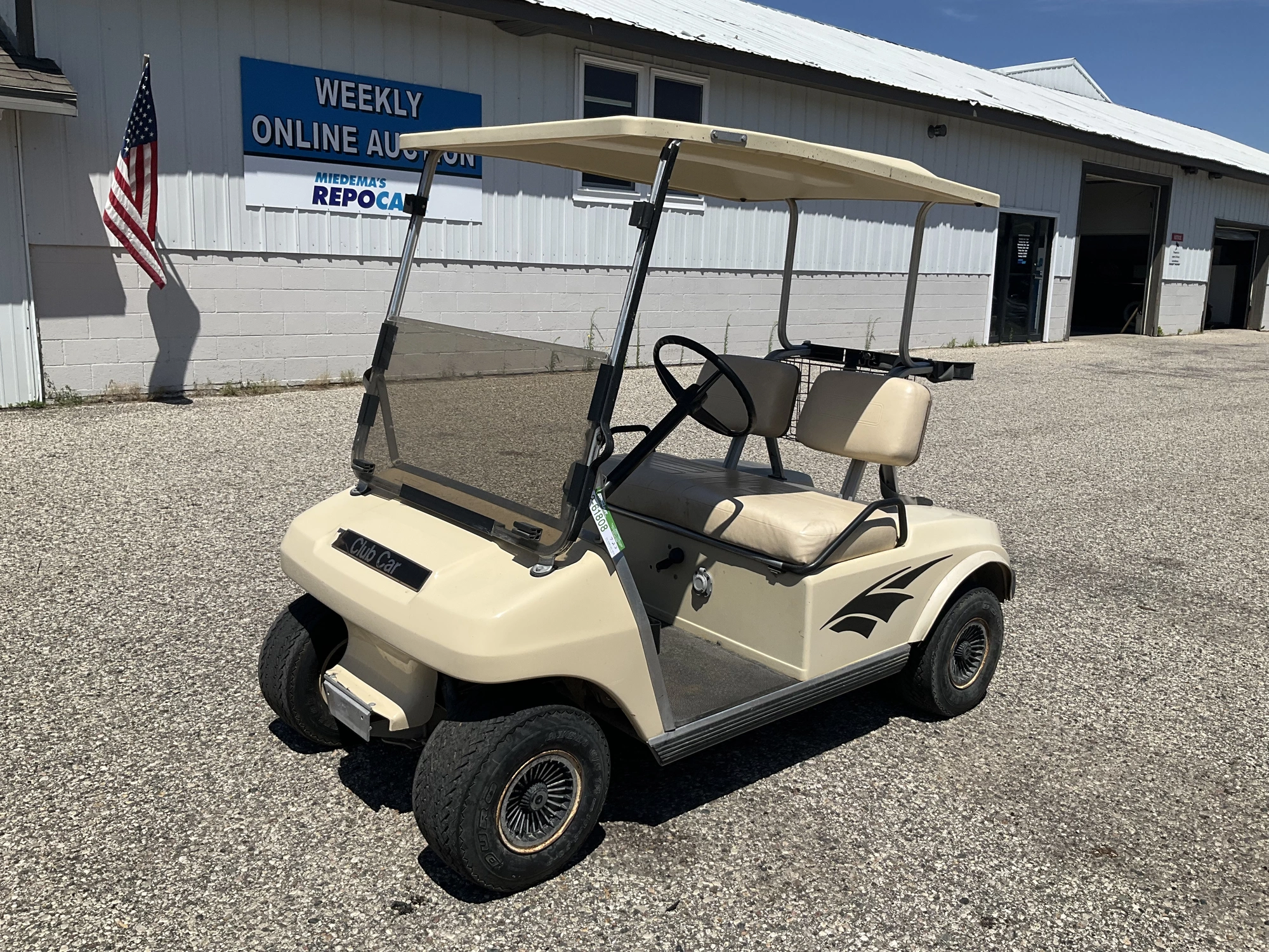 Used 1988 CLUB CAR ELCTRIC CART Golf Carts Michigan US | Miedema Asset Management Group #1311759
