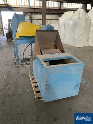 USED Mitts & Merrill 100 HP Mitts & Merril Hog Mill, Model 13CSD