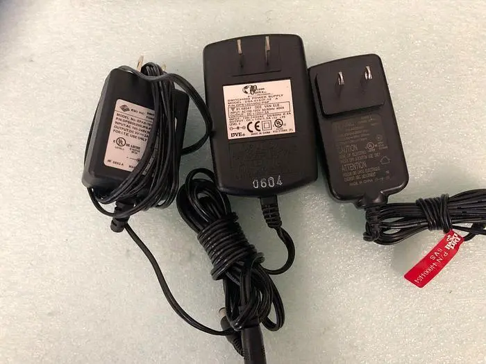 ROYAL, OCEAN OPTICS AND V-INFINITY SWITCHING POWER SUPPLY