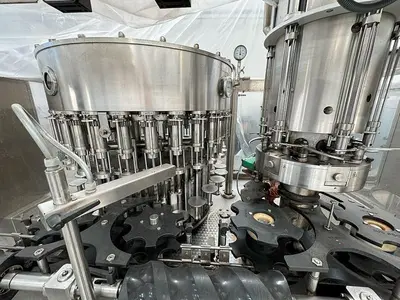 USED WINE BOTTLING LINE 4.000 BOTTLES/HOUR