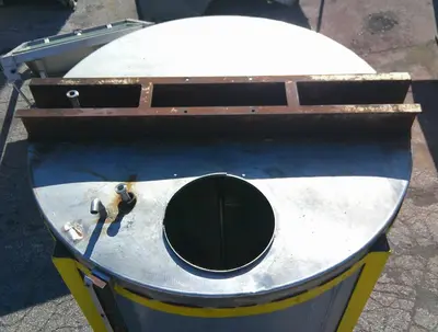 SPC9083  Tank 1000 gallon vertical tank, Stainless Steel, flat coils in bottom