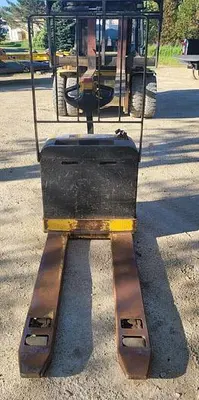 USED 2010 YALE MPB040-EN24T2748