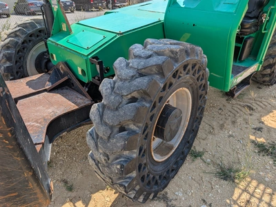 USED 2017 Skytrak 10042