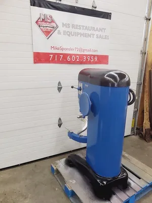 Hobart H600 60Qt Mixer w/ Wire Whip, Flat Beater, Dough Hook, Bowl & Bowl Truck