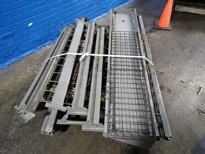 37" X 32" X 72" Wire Shelving