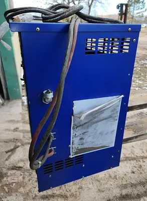 USED 2010 INFINITY PEI 24/8