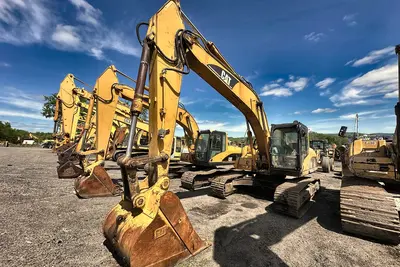 Used 2004 CATERPILLAR 320CL Excavators Pennsylvania US | Proxy Equipment #1377738