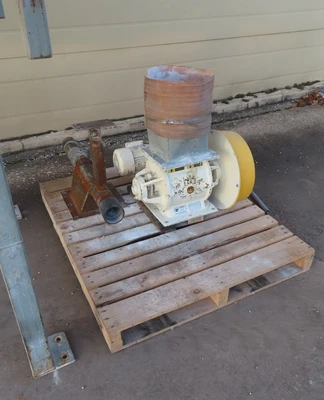 Super Sack or Bulk Bag Unloader with Rotary Valve