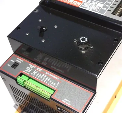 NEW EMERSON FX-8400