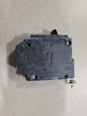 Used GENERAL ELECTRIC THHQB120 Switchgears British Columbia CA | Lenmark #242364